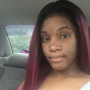 Meet your Posher, Desiree'